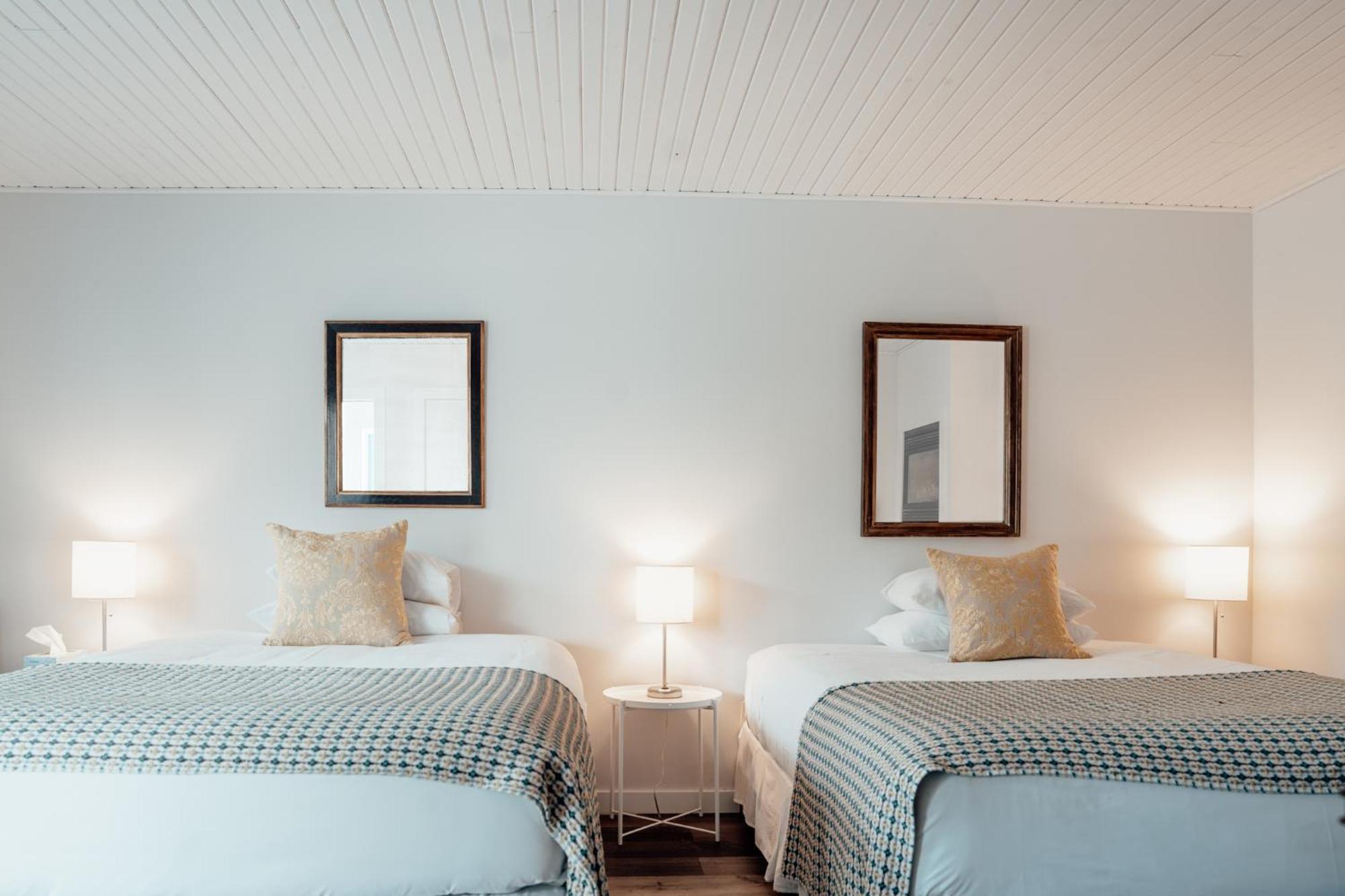 ניאגרה און דה לייק The Kent Motel מראה חיצוני תמונה