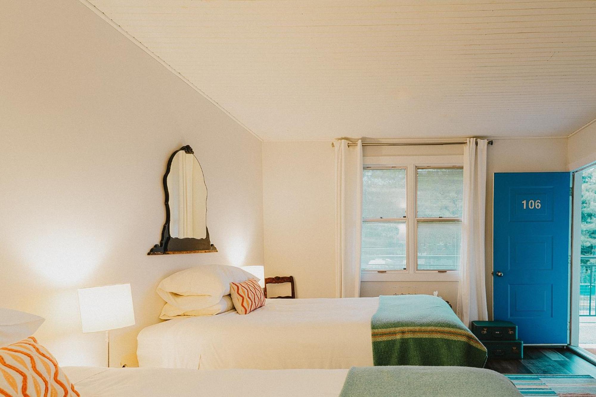ניאגרה און דה לייק The Kent Motel מראה חיצוני תמונה